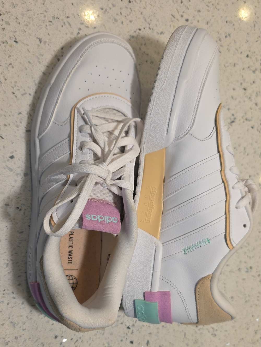 Adidas Postmove Women's 10.5 CLOUDFOAM COMFORT